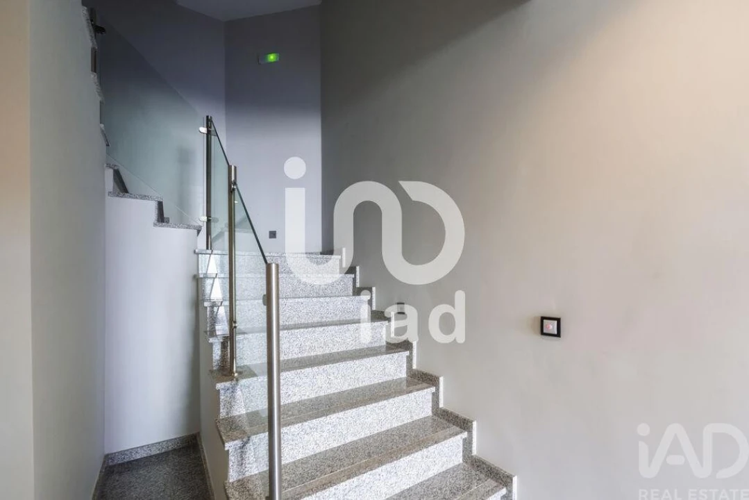 Apartamento T3 para Venda em Faro (Sé e São Pedro) Foto 31