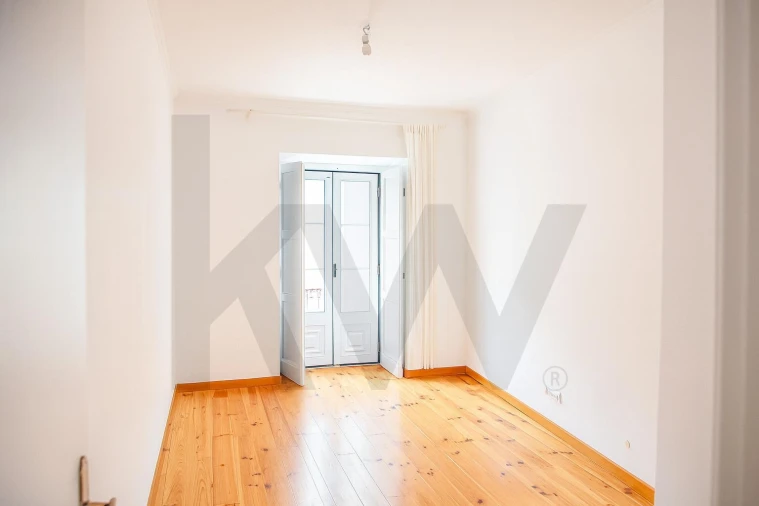 Apartamento T1 para Venda em Misericórdia Foto 5