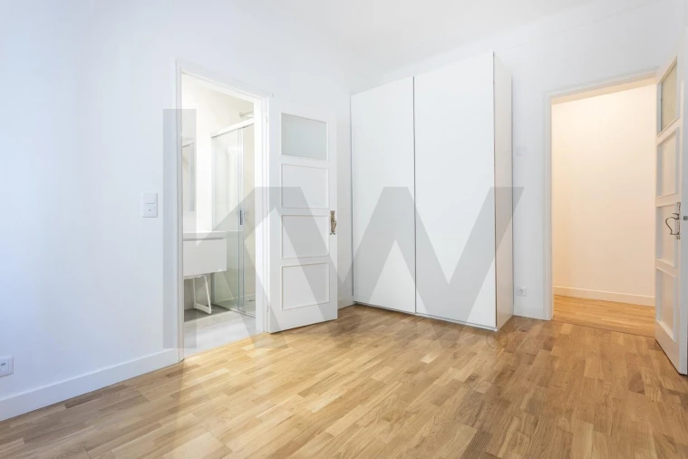 Apartamento T4 para Arrendamento em Arroios Foto 13