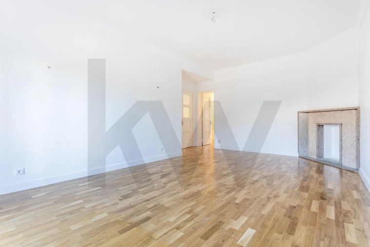 Apartamento T4 para Arrendamento em Arroios Foto 4