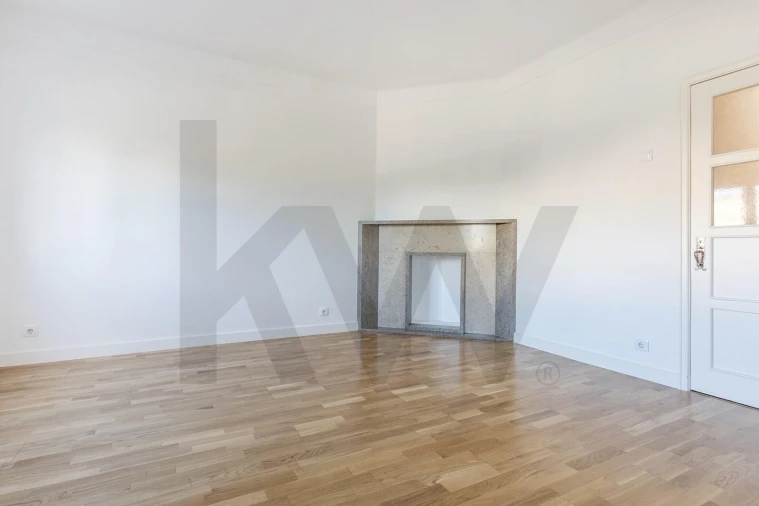 Apartamento T4 para Arrendamento em Arroios Foto 11