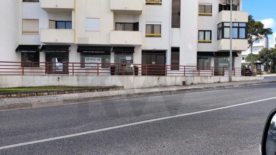 Loja para Arrendamento em Cascais e Estoril Foto 3