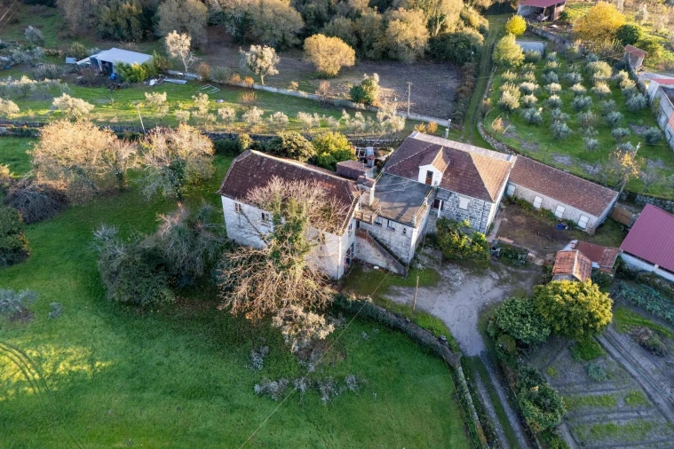 Moradia T6 para Venda em Queirã Foto 44