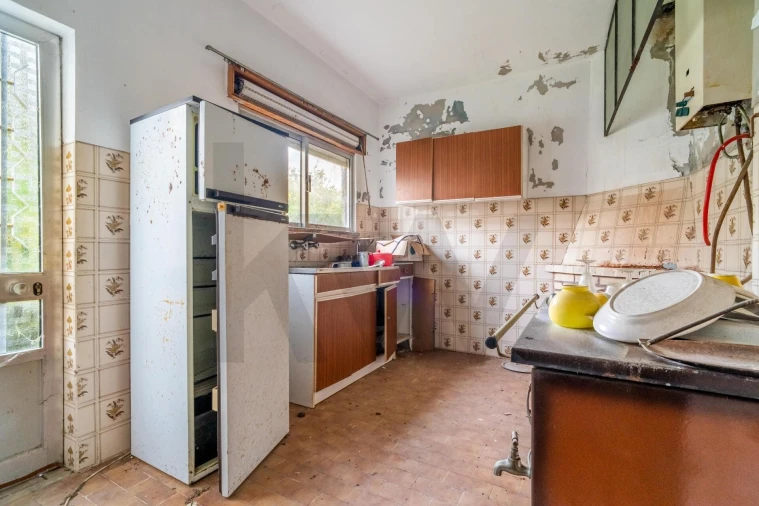 Moradia T6 para Venda em Queirã Foto 12