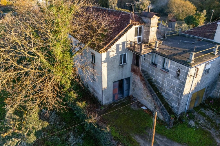 Moradia T6 para Venda em Queirã Foto 4