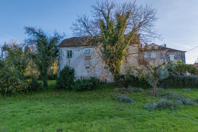 Moradia T6 para Venda em Queirã Foto 38