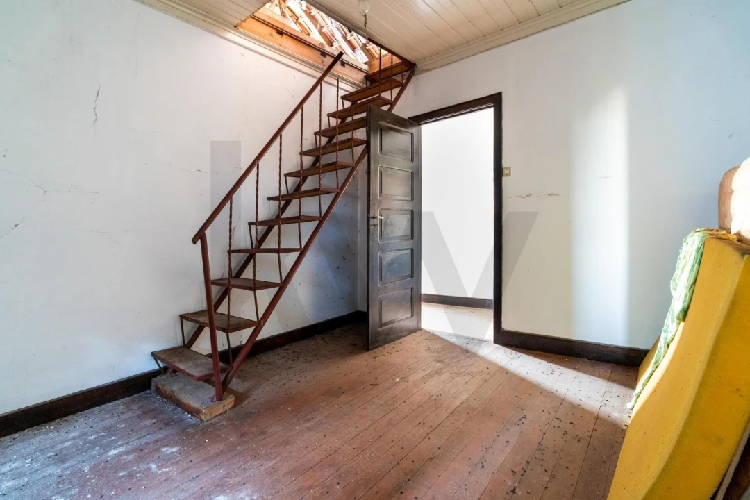 Moradia T6 para Venda em Queirã Foto 28