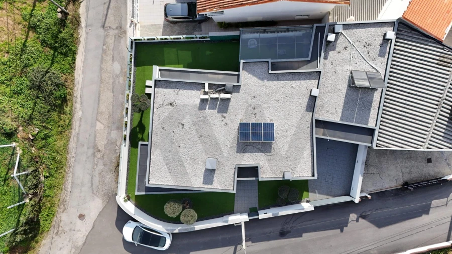 Moradia T3 para Venda em Vila de Cucujães Foto 42