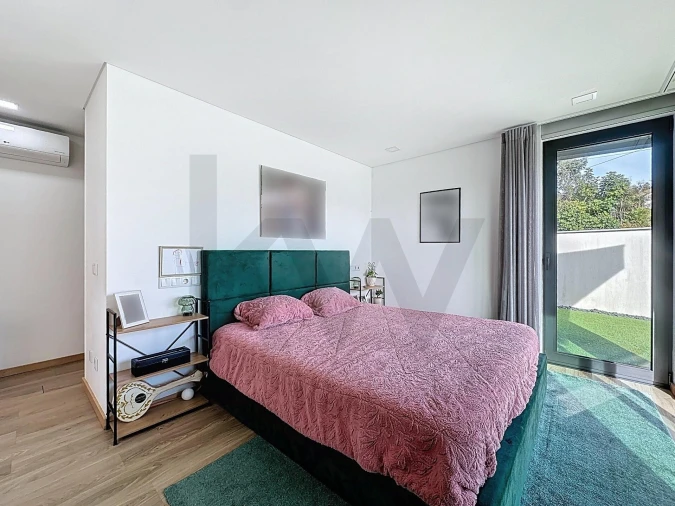 Moradia T3 para Venda em Vila de Cucujães Foto 23