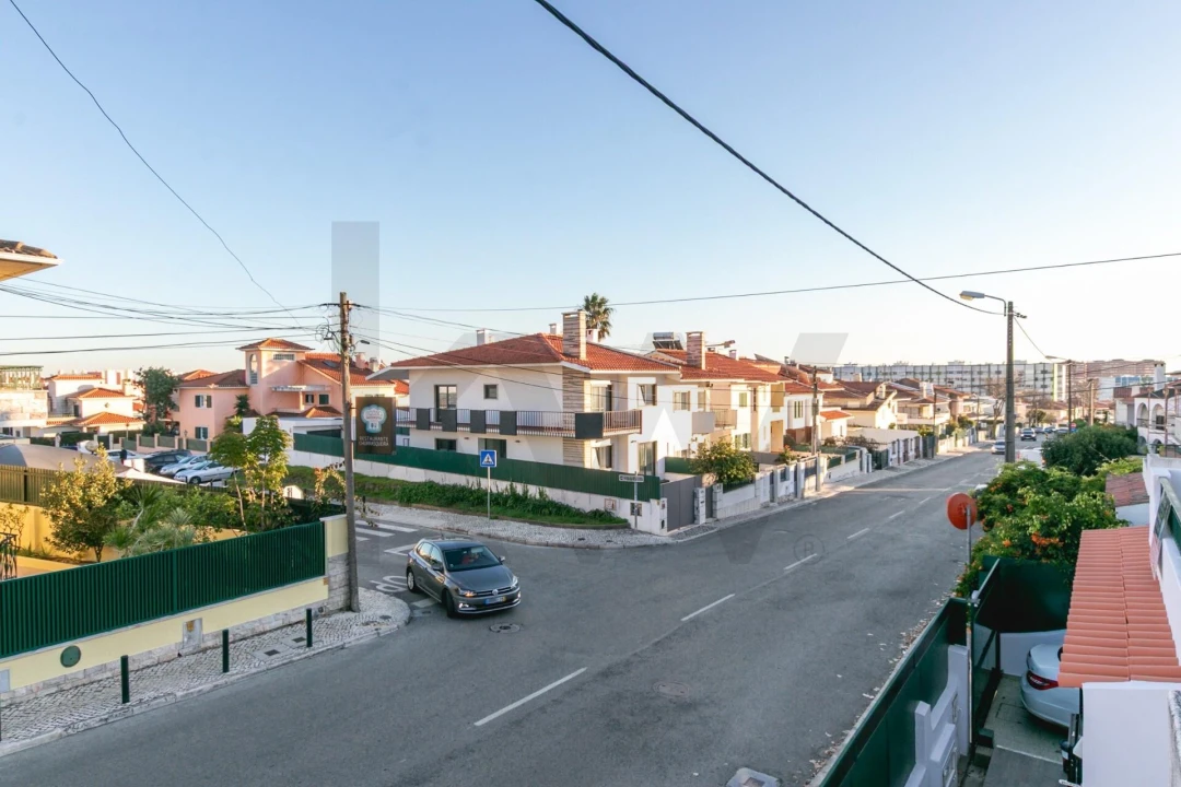 Moradia T3 para Venda em Carcavelos e Parede Foto 33