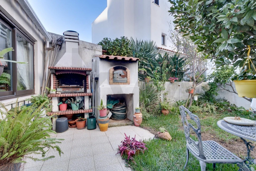 Moradia T3 para Venda em Carcavelos e Parede Foto 12