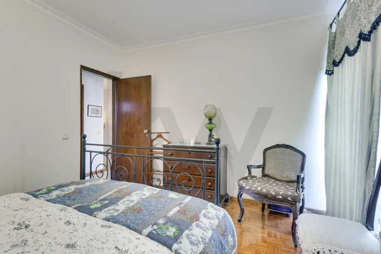 Moradia T3 para Venda em Carcavelos e Parede Foto 32