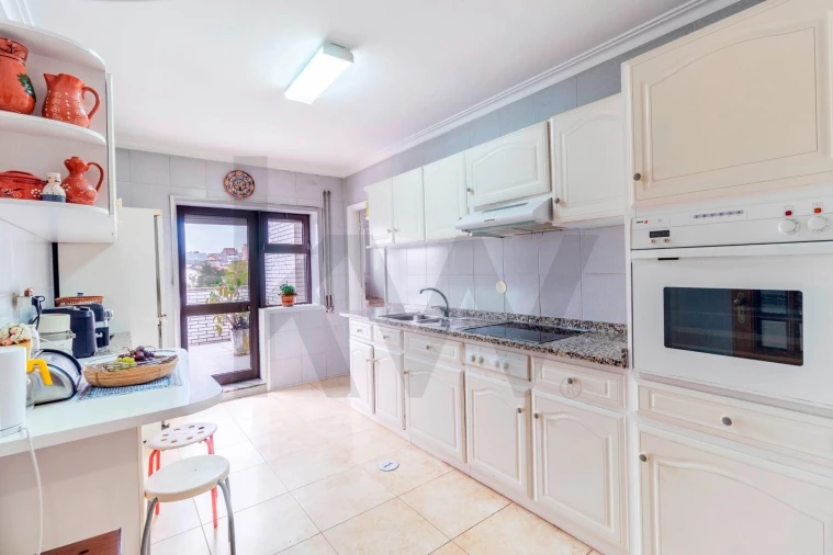 Apartamento T3 para Venda em Santa Marinha e São Pedro da Afurada Foto 5