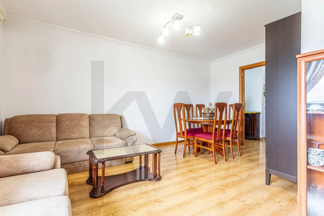 Apartamento T3 para Venda em Carregado e Cadafais Foto 26