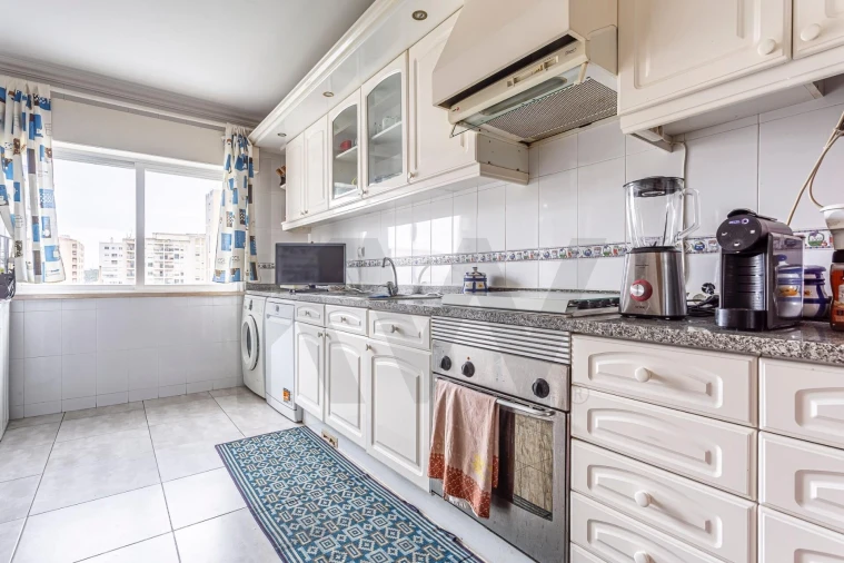 Apartamento T3 para Venda em Carregado e Cadafais Foto 18