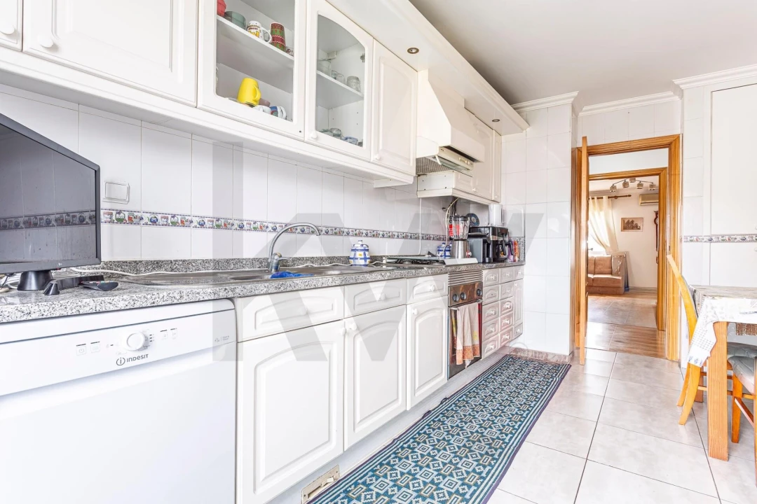 Apartamento T3 para Venda em Carregado e Cadafais Foto 12