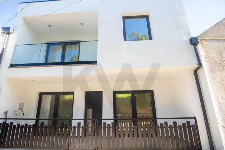 Moradia T4 para Venda em Encarnação Foto 34