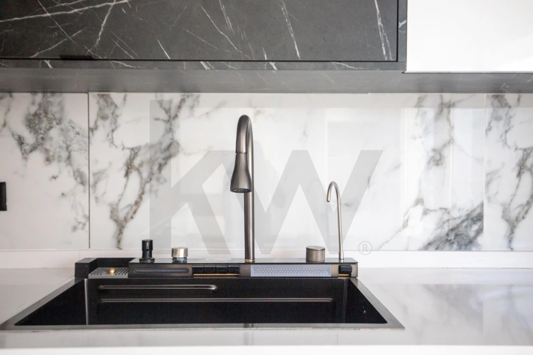 Moradia T4 para Venda em Encarnação Foto 32