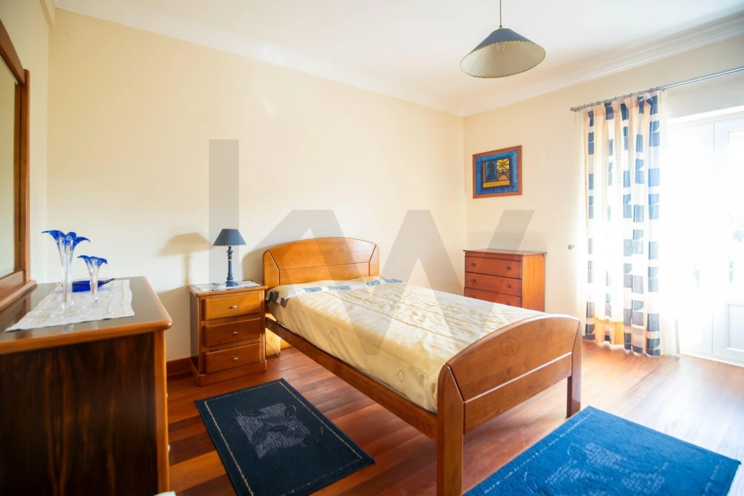 Moradia T5 para Venda em Santo Isidoro Foto 29