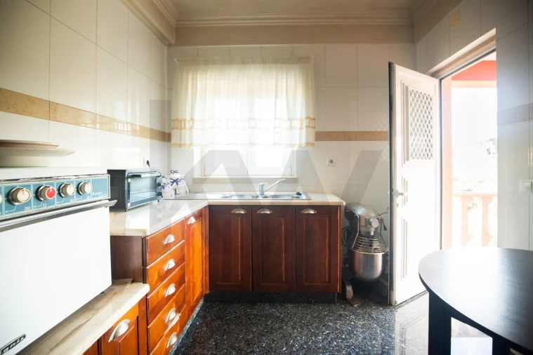 Moradia T5 para Venda em Santo Isidoro Foto 20