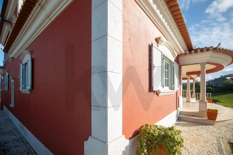 Moradia T5 para Venda em Santo Isidoro Foto 49