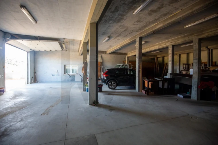 Moradia T5 para Venda em Santo Isidoro Foto 51