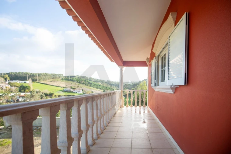 Moradia T5 para Venda em Santo Isidoro Foto 21