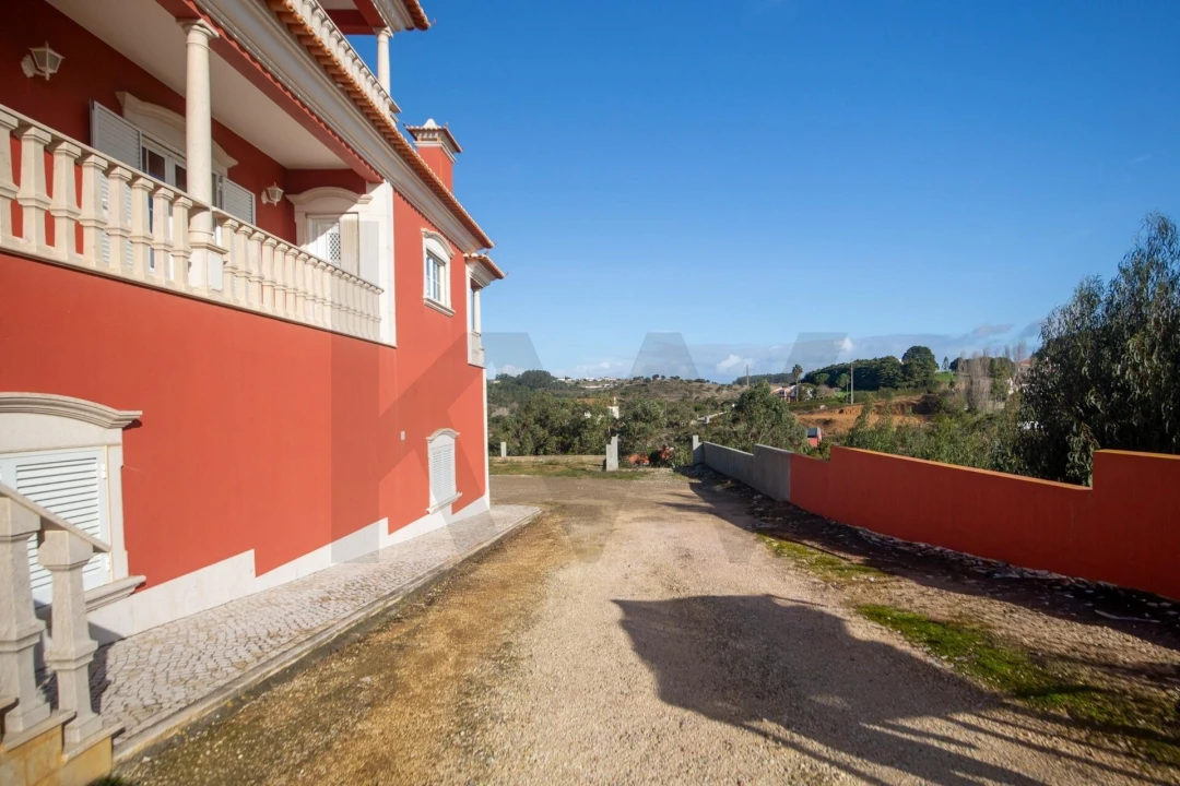 Moradia T5 para Venda em Santo Isidoro Foto 52