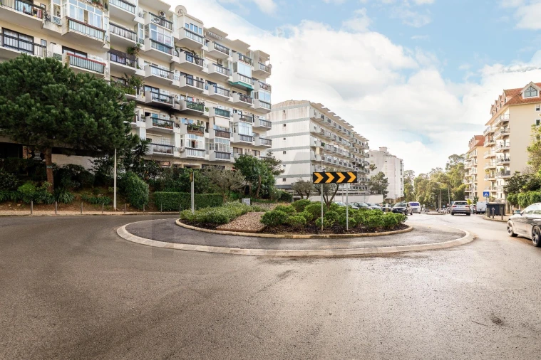 Apartamento T1 para Venda em Cascais e Estoril Foto 2