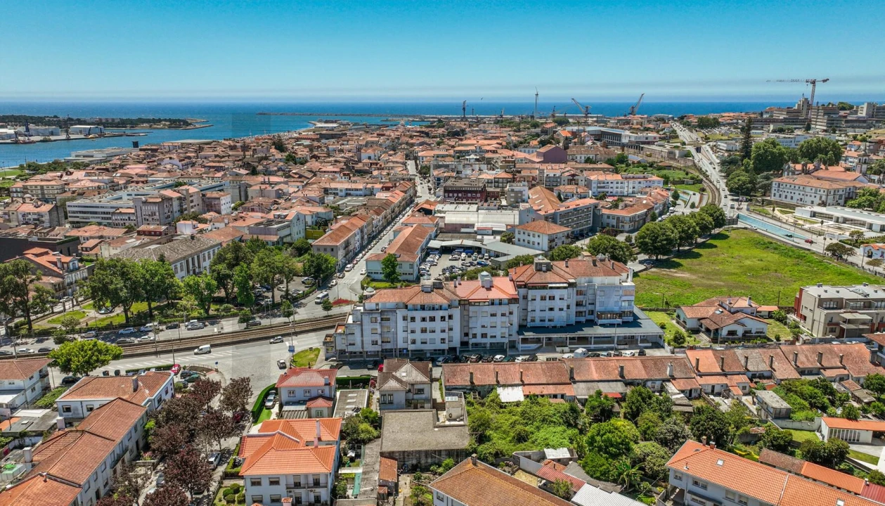 Apartamento T4 para Arrendamento em Subportela, Deocriste e Portela Susã Foto 26