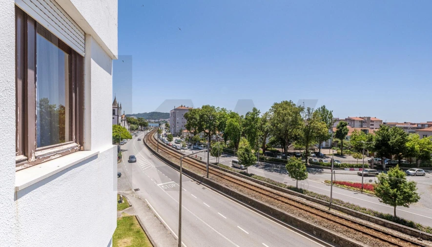 Apartamento T4 para Arrendamento em Subportela, Deocriste e Portela Susã Foto 13