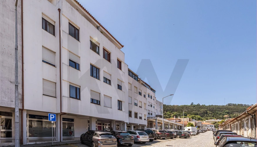 Apartamento T4 para Arrendamento em Subportela, Deocriste e Portela Susã Foto 5