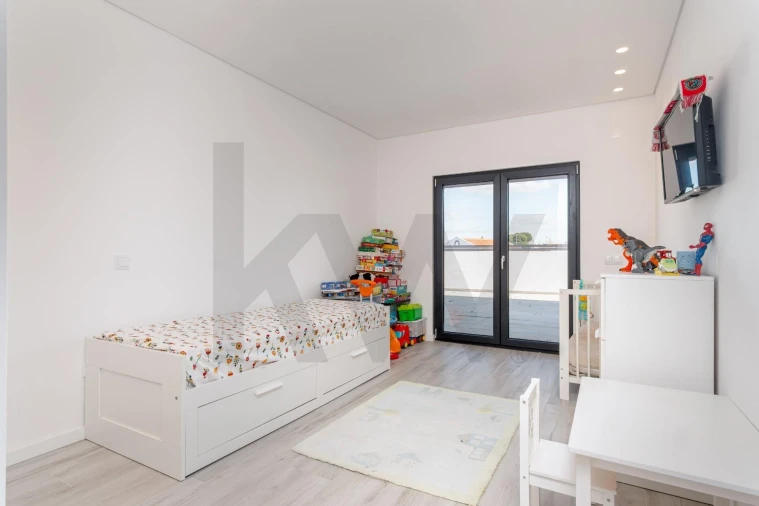 Moradia T3 para Venda em Moita Foto 9