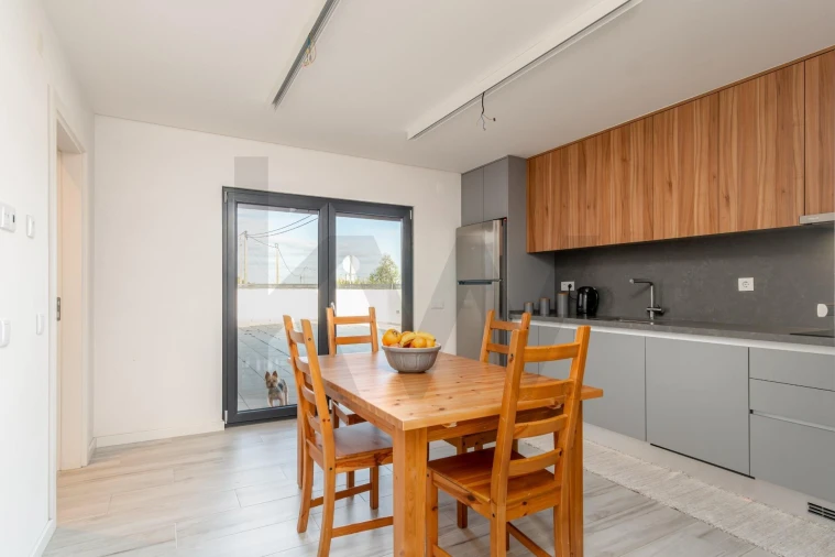 Moradia T3 para Venda em Moita Foto 23