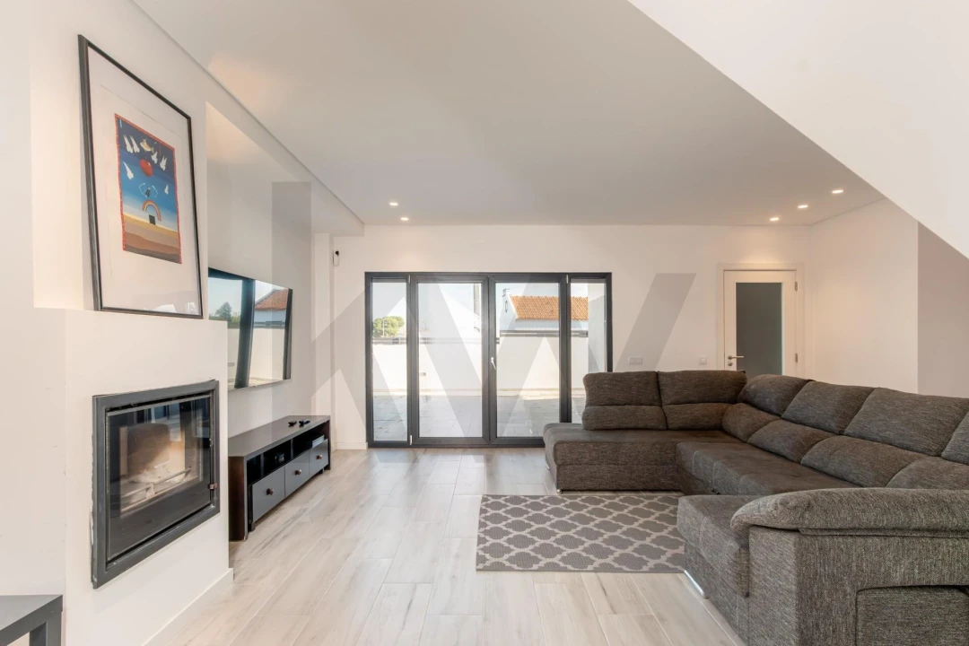 Moradia T3 para Venda em Moita Foto 13