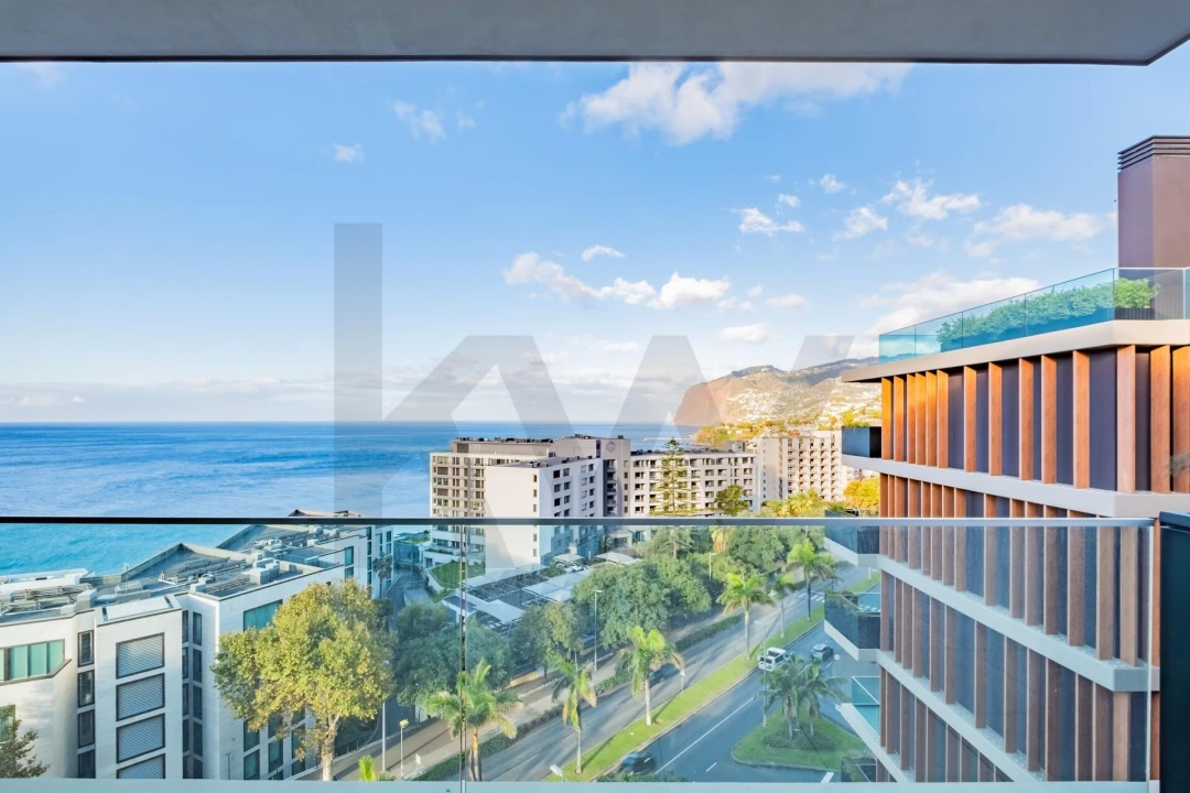 Apartamento T1 para Venda em São Martinho Foto 1