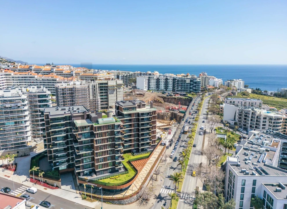 Apartamento T1 para Venda em São Martinho Foto 52