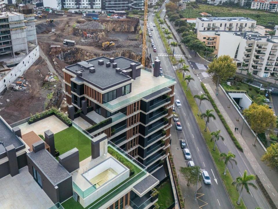 Apartamento T1 para Venda em São Martinho Foto 36