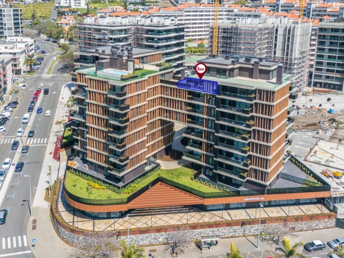 Apartamento T1 para Venda em São Martinho Foto 4