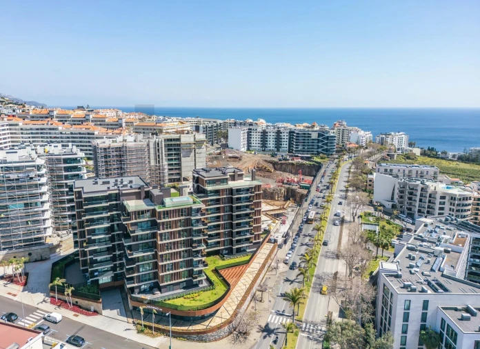 Apartamento T1 para Venda em São Martinho Foto 52