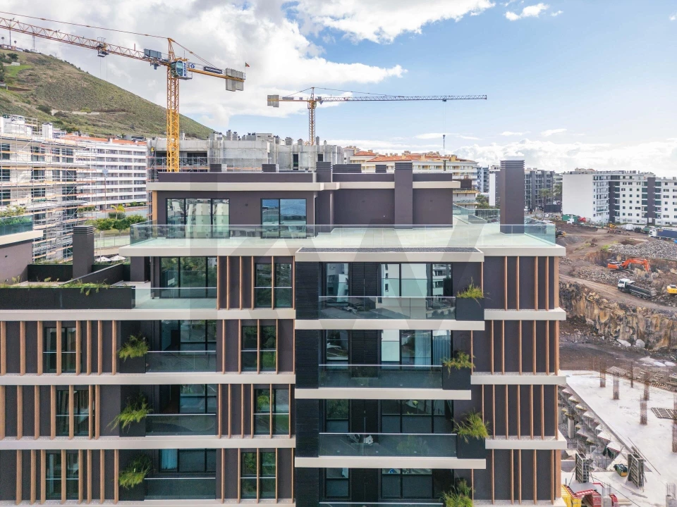 Apartamento T1 para Venda em São Martinho Foto 29