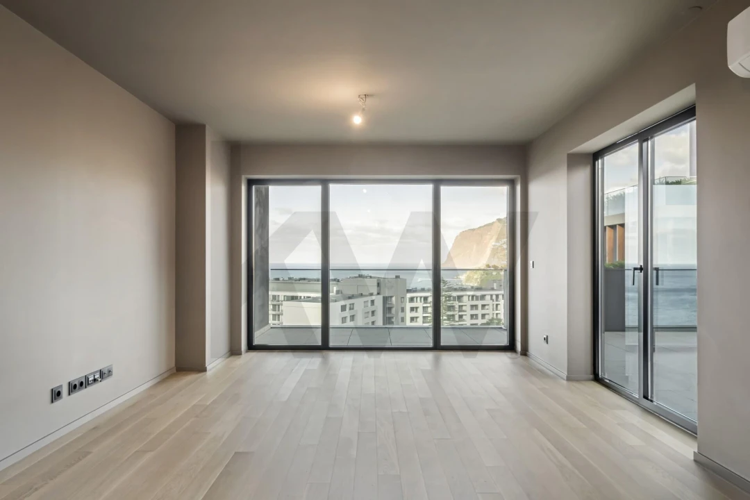 Apartamento T1 para Venda em São Martinho Foto 6