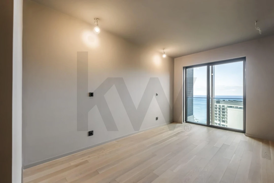 Apartamento T1 para Venda em São Martinho Foto 16