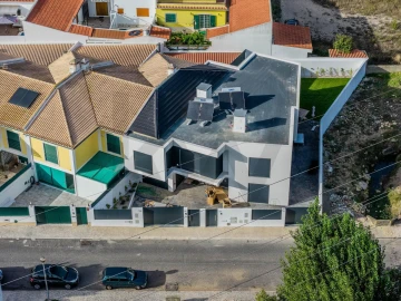 Moradia T3 para Venda em São Domingos de Rana