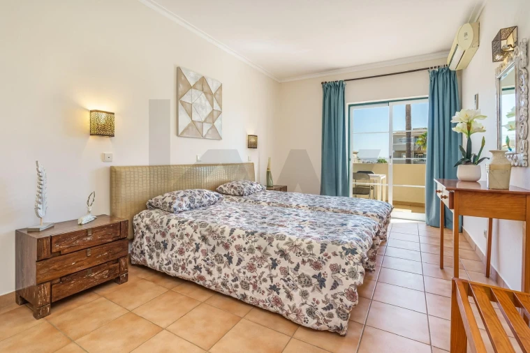 Apartamento T1 para Arrendamento em Portimão Foto 11