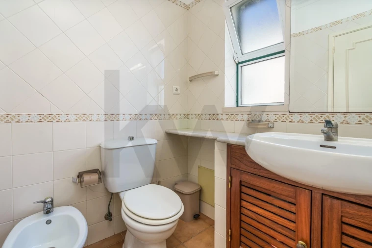 Apartamento T1 para Arrendamento em Portimão Foto 16