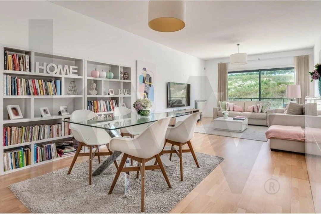 Apartamento T3 para Arrendamento em Barcarena Foto 1