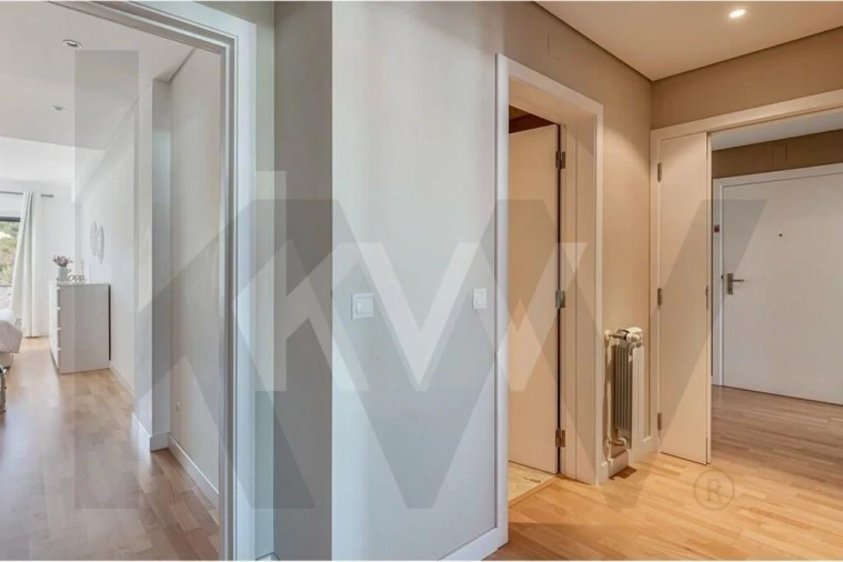 Apartamento T3 para Arrendamento em Barcarena Foto 14