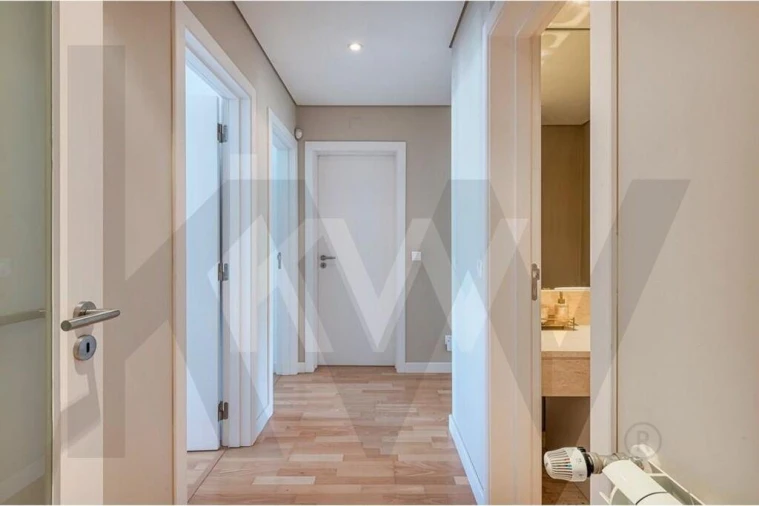 Apartamento T3 para Arrendamento em Barcarena Foto 16