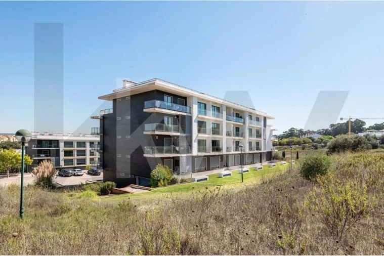 Apartamento T3 para Arrendamento em Barcarena Foto 36